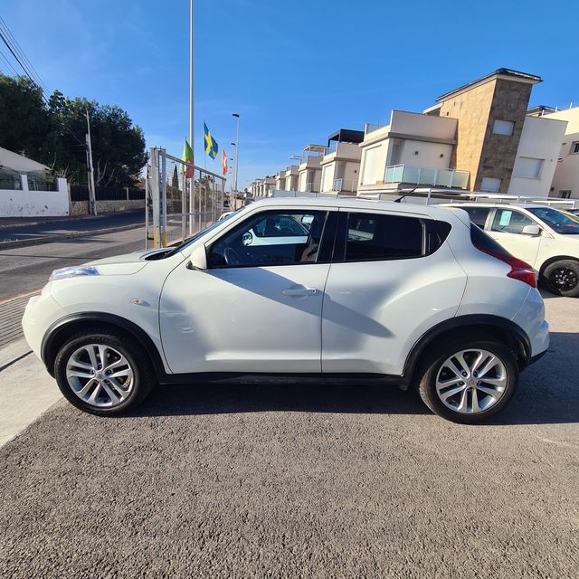 Nissan Juke 1.6i MANUAL