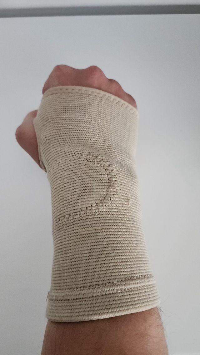 Muñequera elástica estabilizadora