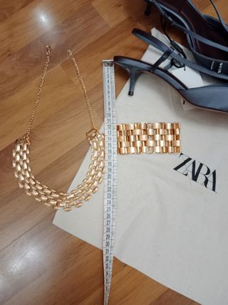 Sandalias con complementos zara nuevo 