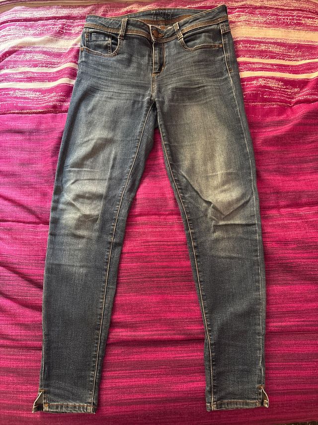 Pantalones vaqueros Zara
