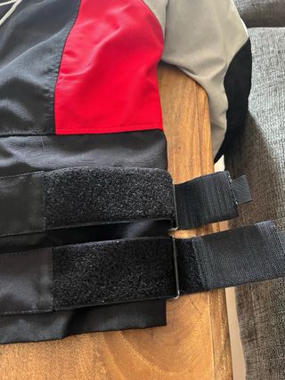 Chaqueta Dainese talla 46.