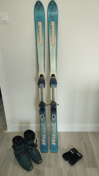 Esquí de travesia. Equipo completo