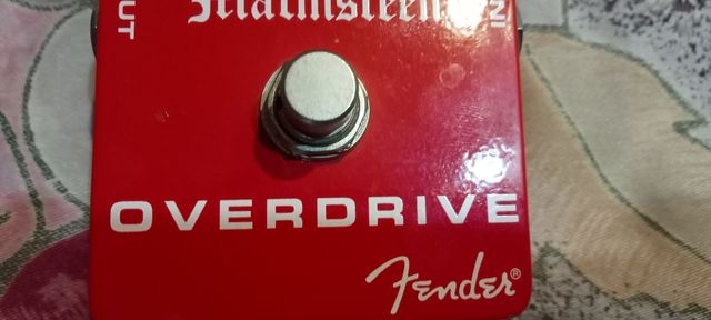 Pedal overdrive YJM Malmsteen Fender