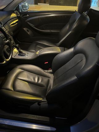 Mercedes-Benz  CLK 320