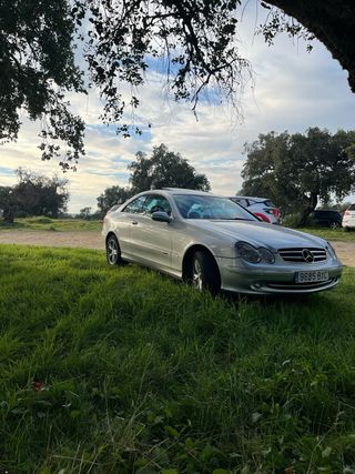 Mercedes-Benz  CLK 320