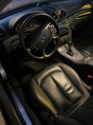 Mercedes-Benz  CLK 320