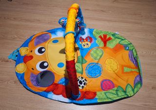 Alfombra infantil Playgro