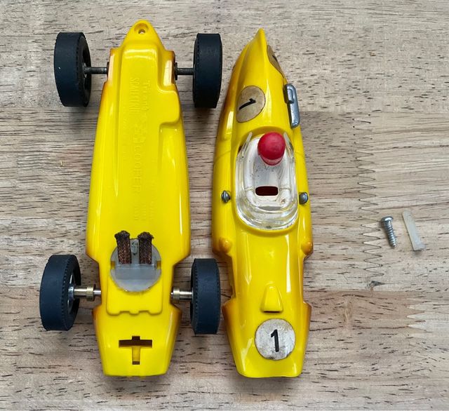SCALEXTRIC COOPER GUÍA FIJA AMARILLO LIMÓN