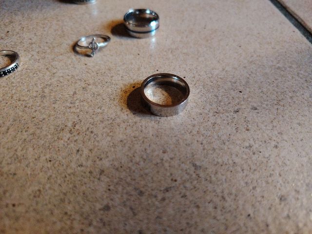 Anelli acciaio nuovi