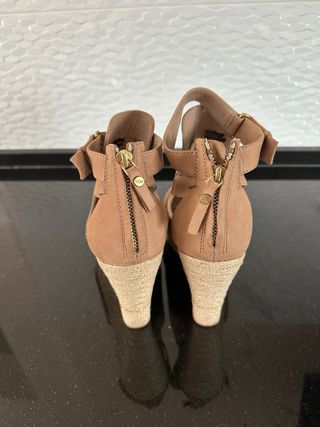Sandalias UGG 37.