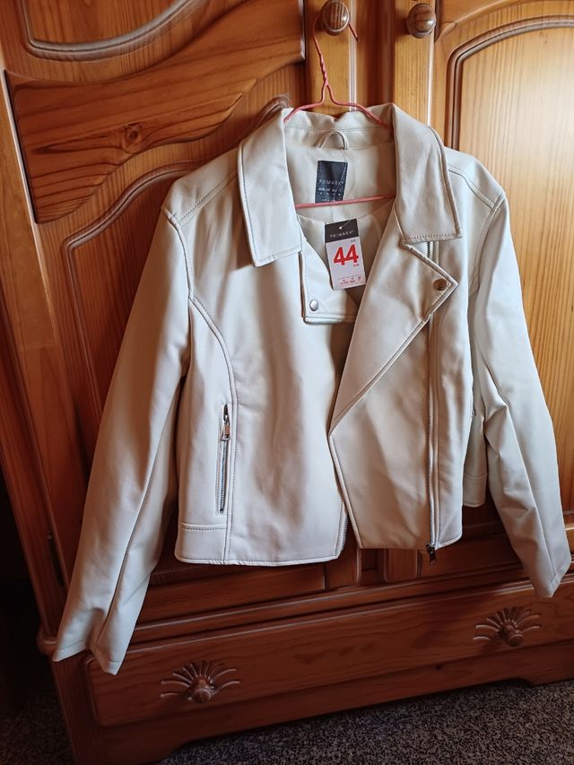 Chupa color crudo talla 44