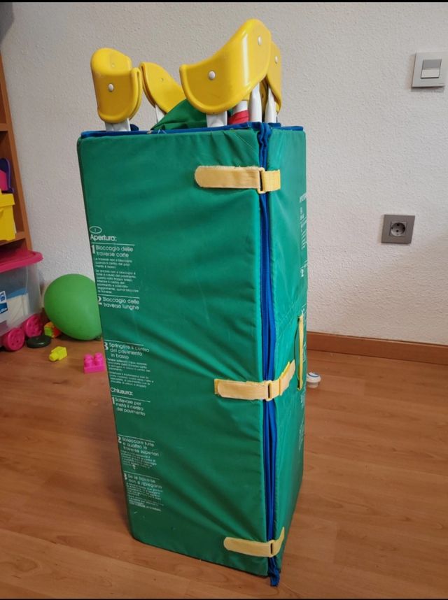 Parque o cuna para niños