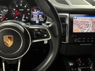 PORSCHE MACAN GTS 2016