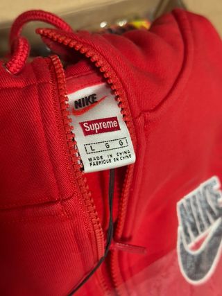 Supreme x Nike Sudadera