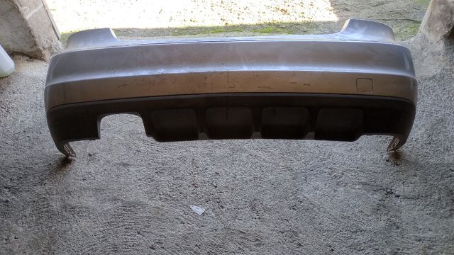 Defensa trasera de mercedes clc