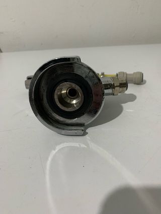 Cabezales, pinchadores para barriles de cerveza