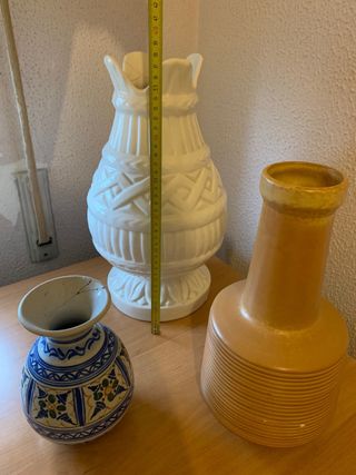 3 jarrones porcelana antiguos todos 5