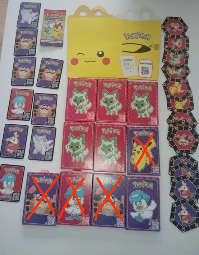 Cajas y extras pokemon McDonald's 23