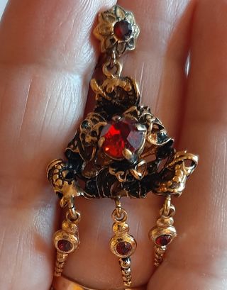 Pendientes regionales antiguos