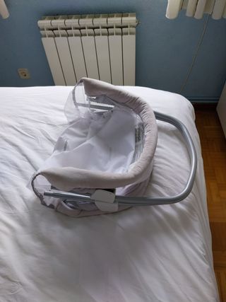 Minicuna de viaje plegable