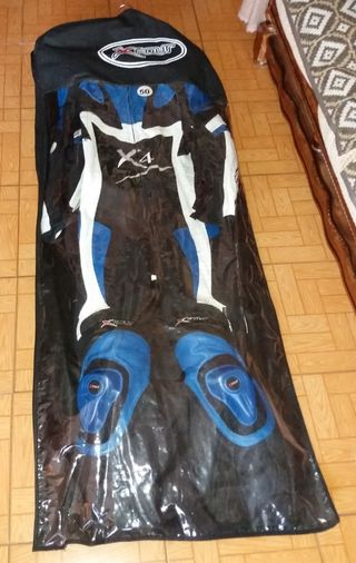 Macacão Moto XFOUR com deslizadores