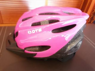 Casco protección Rosa. Talla 52-58