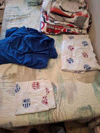 Somier, colchon y ropa de cama 90