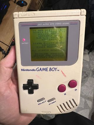 Game boy gris