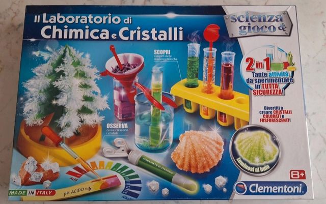 II Laboratorio di Chimica e Cristalli