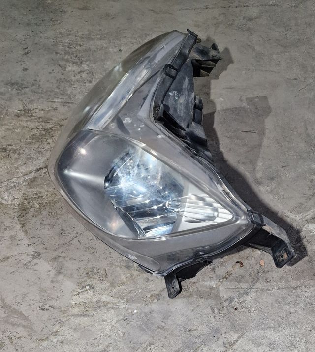 Farro Yamaha Majesty 400