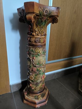 Pié o soporte antiguo