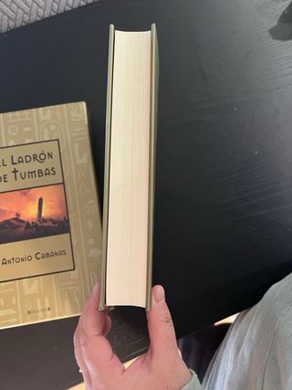 LADRON DE TUMBAS. EDICION DE LUJO