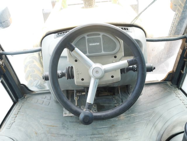 RETROEXCAVADORA KOMATSU WB97R