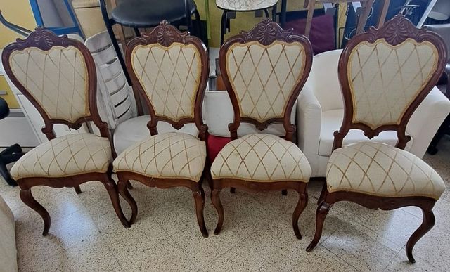 CONJUNTO DE 4 SILLAS