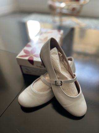 Zapatos de piel niña comunion Landos T36