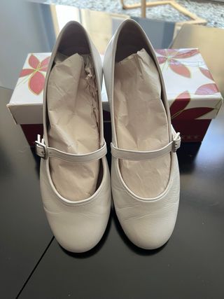 Zapatos de piel niña comunion Landos T36