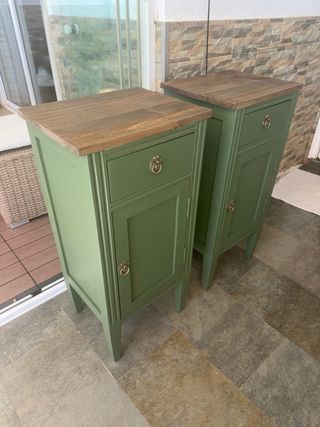 mesitas de noche restauradas por encargo