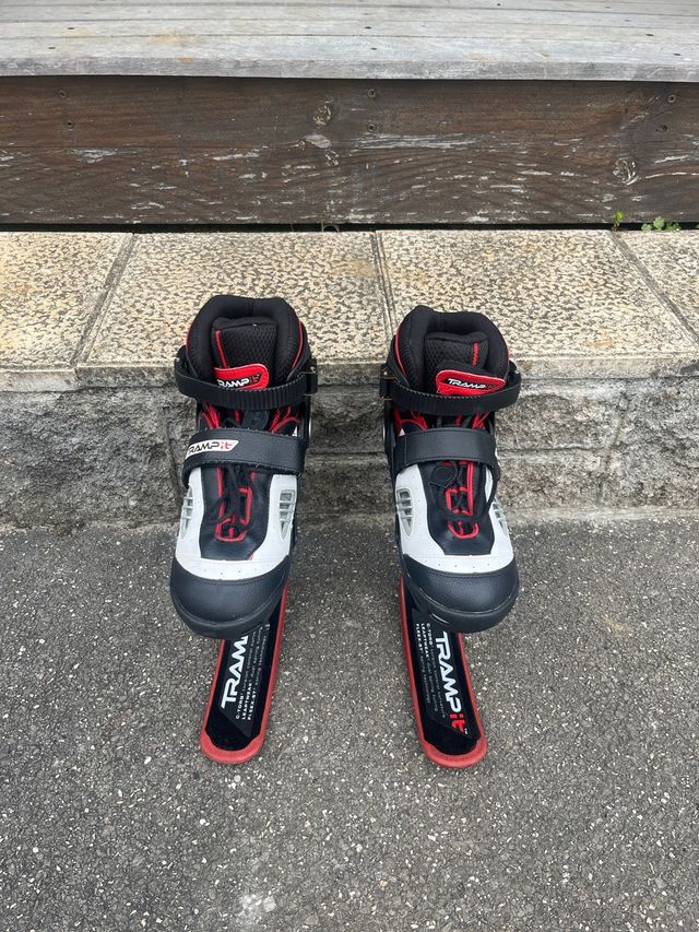 Botas saltarines TRAMPit