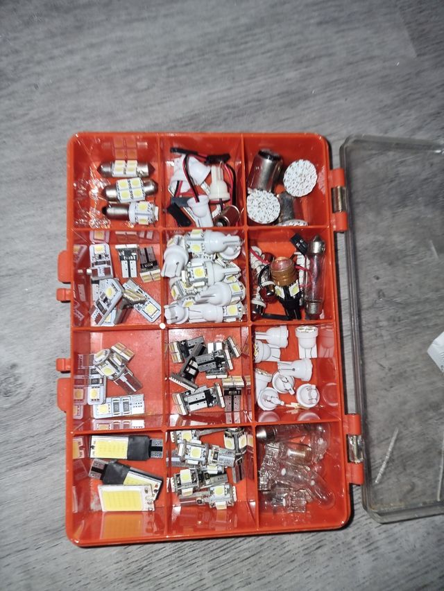 Luzes led para carros e motas