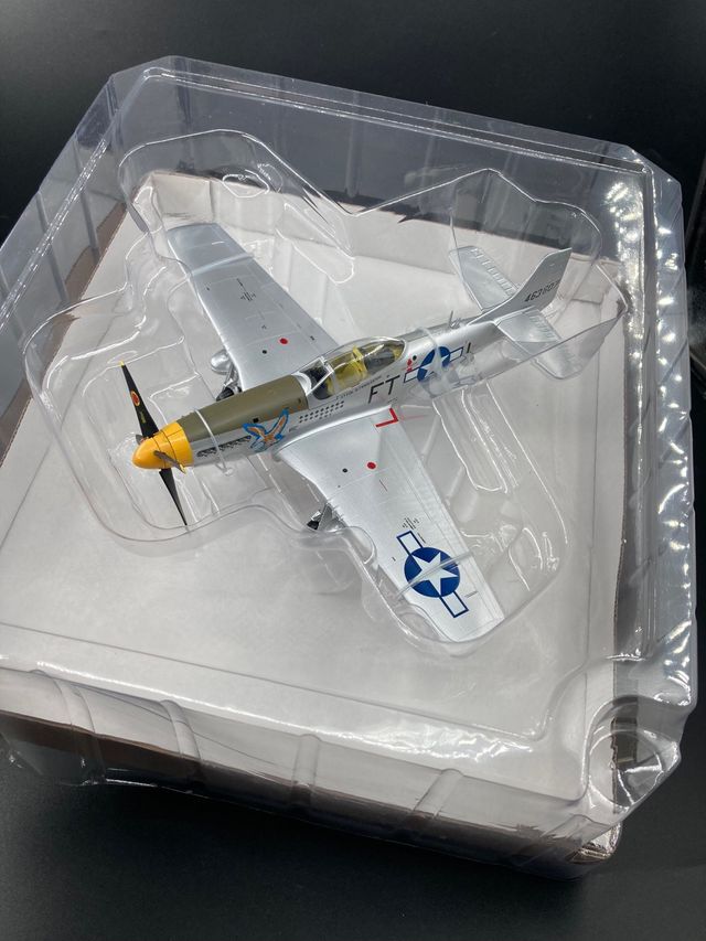 1/48 P51D Mustang USA AVION ESCALA