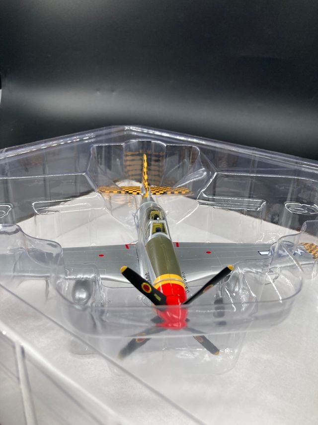 1/48 AVION ESCALA P51D