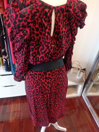 Conjunto animal print Zara.XS