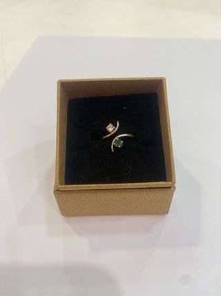 ¡¡CHOLLAZO!! Anillo de oro blanco y diamante.