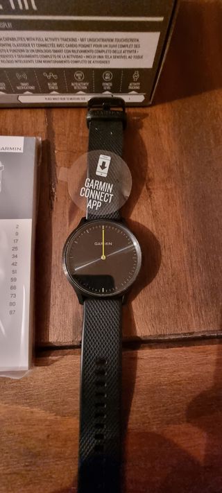 Garmin Vivomove HR
