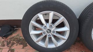 Vendo llantas originales eskoda 