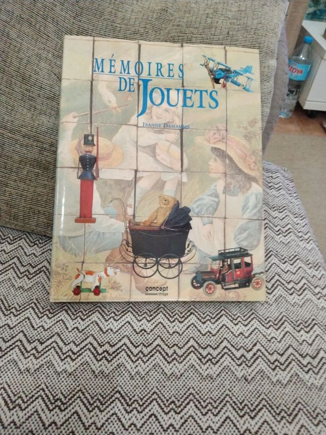 Memoires de Jouets. Libro sobre muñecas 