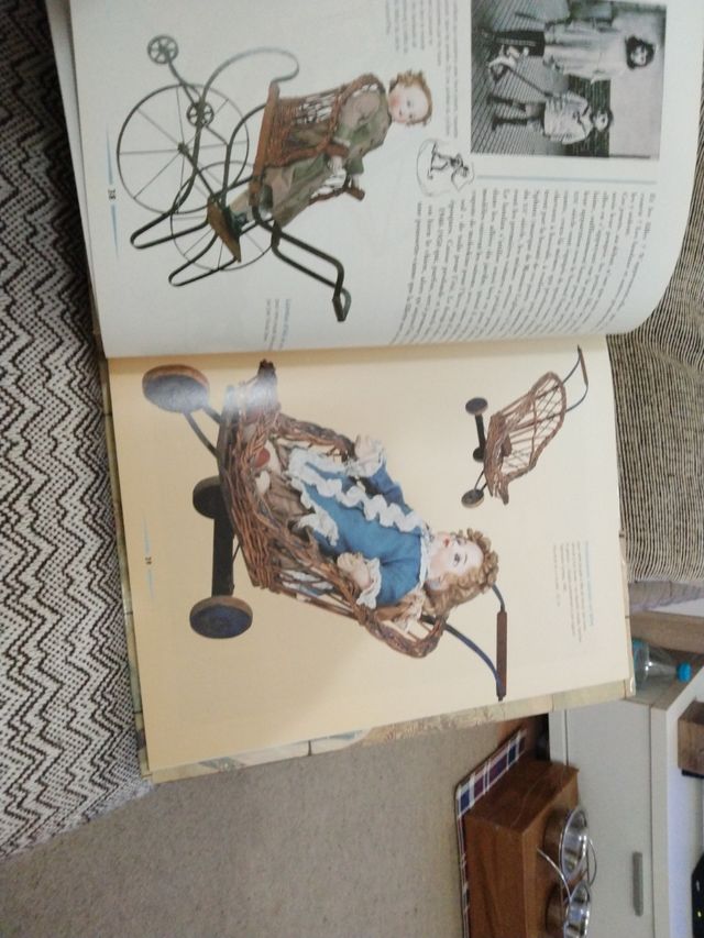 Memoires de Jouets. Libro sobre muñecas 