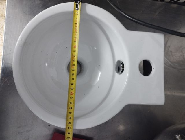 Mini pila baño de cerámica