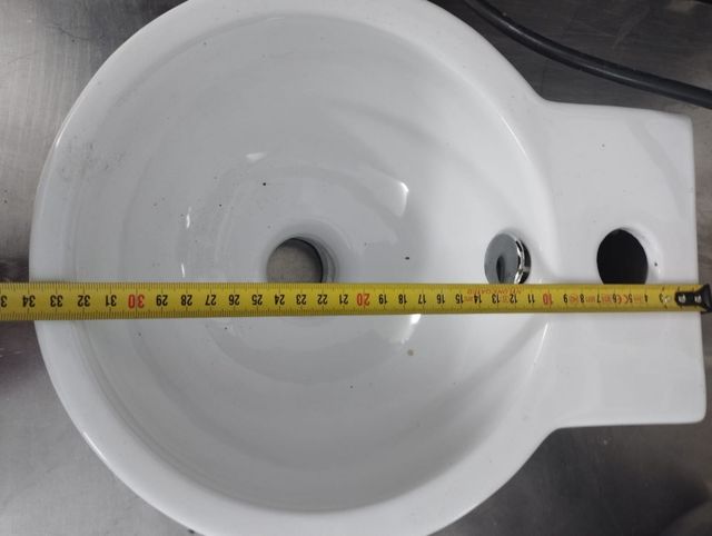 Mini pila baño de cerámica