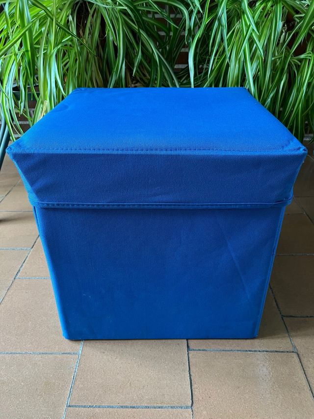 Lote 12  pufs baúl plegable azul  práctico